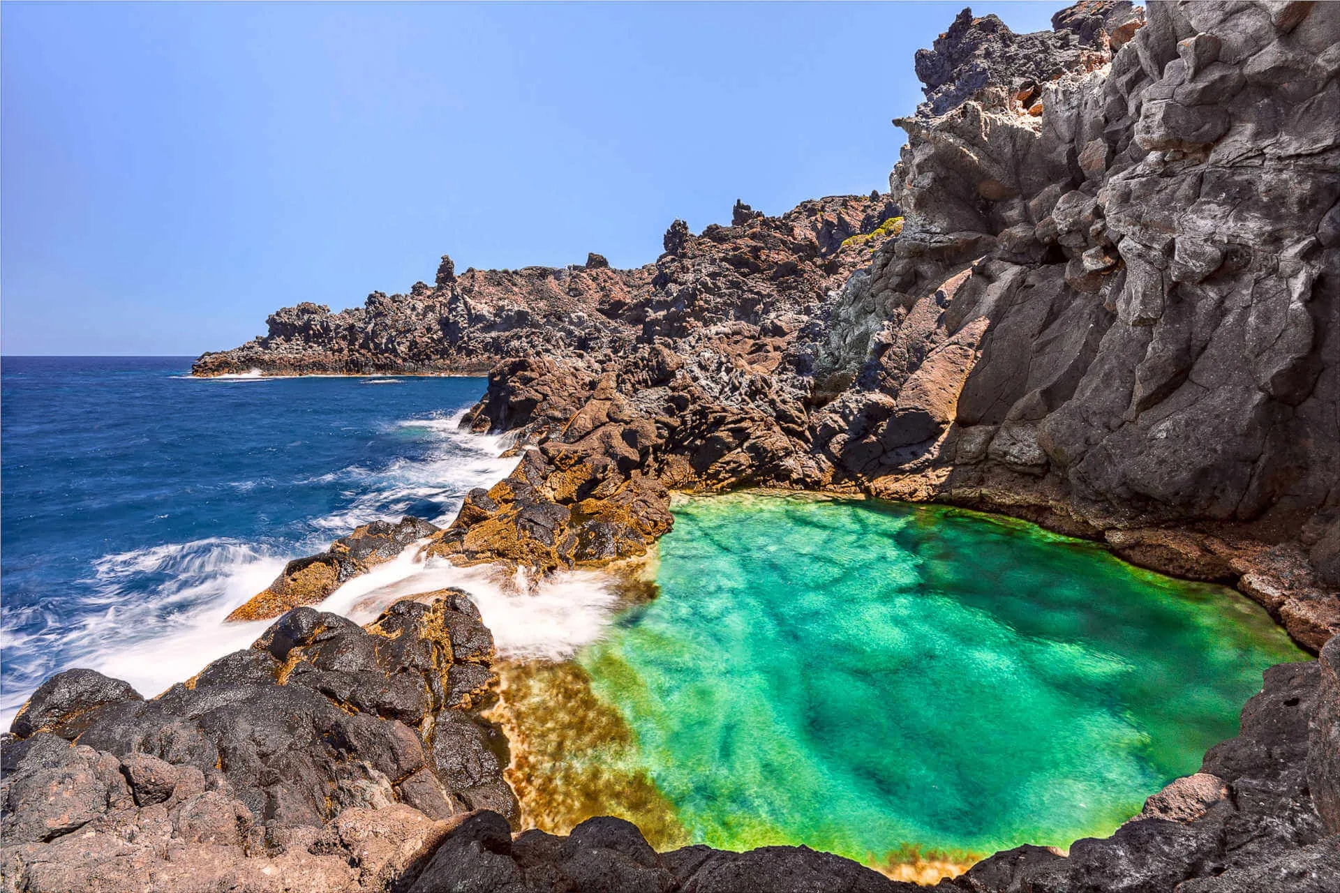 The best thermal baths in Sicily: Relaxation and Well-being Unleashed